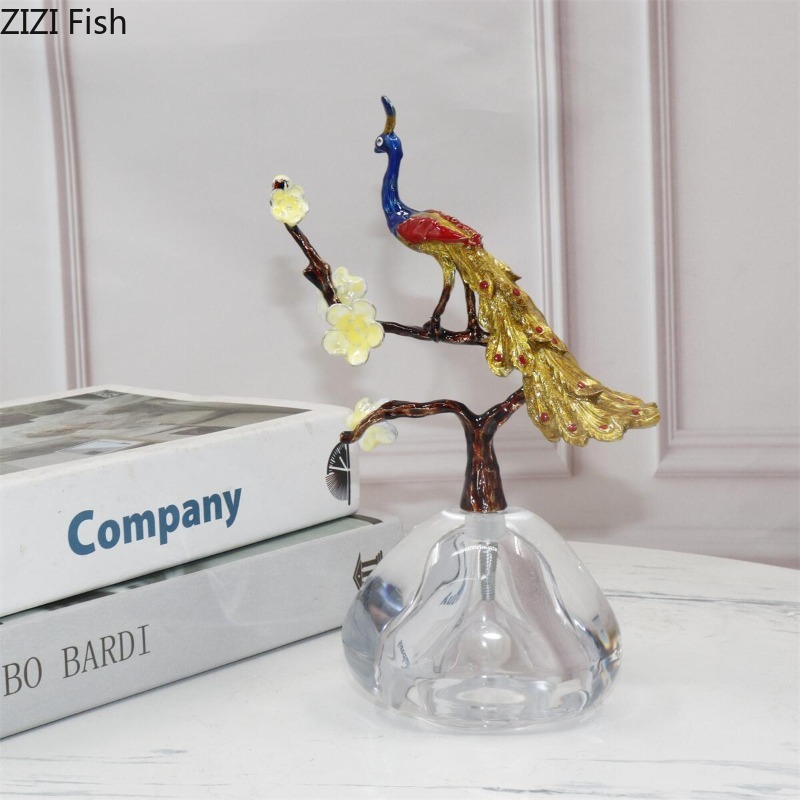 Creative Alloy Peacock Sculptu - огляд і ціна Exhibition Of Art And Craft